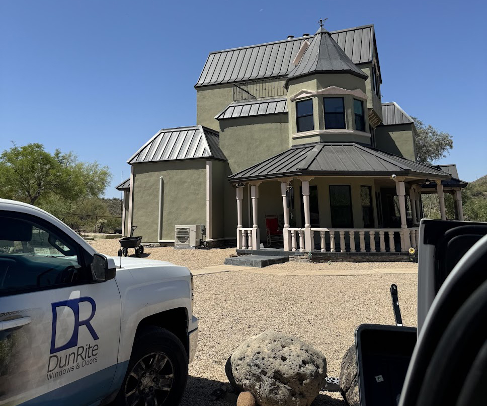 DuNRite installs Milgard Ultra windows in a Vintage Cave Creek home
