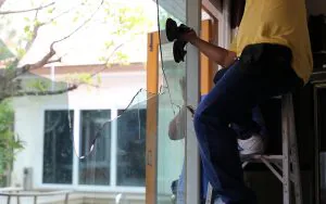 Does homeowner's insurance cover window replacement?